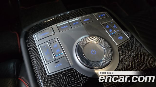 Genesis G80 (RG3) Gasoline 2.5 Turbo AWD 2022 — фото 37