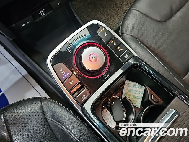Kia Niro Plus Air 2023 — фото 8
