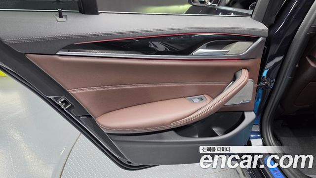 BMW 5 Series (G30) 530e M Sport 2021 — фото 25