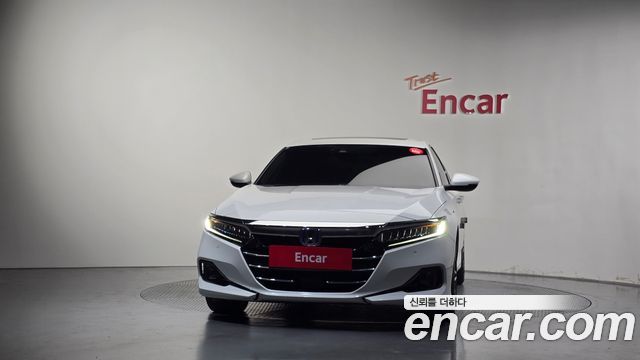 Honda Accord (X) 2.0 Hybrid Touring 2022 — фото 3