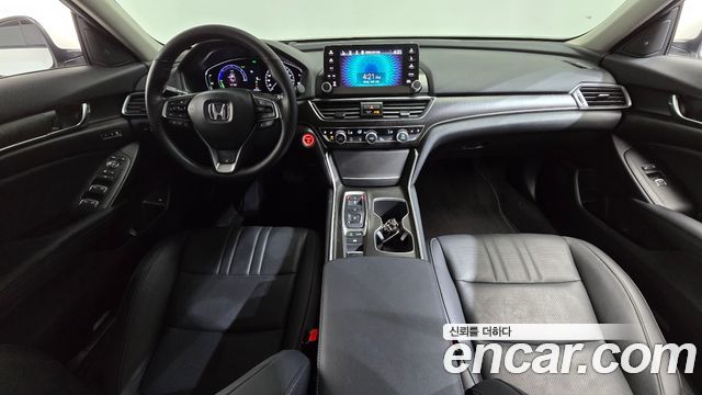 Honda Accord (X) 2.0 Hybrid Touring 2022 — фото 7