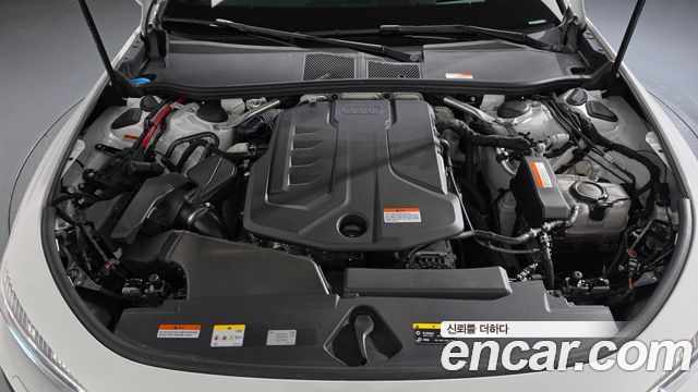 Audi A5 (B10) 40 TFSI Quattro S Line Black Edition 2025 — фото 6