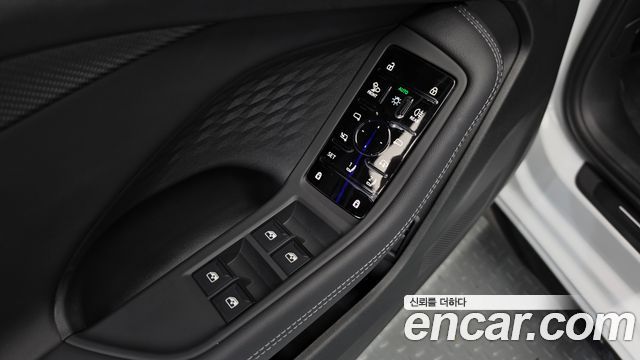 Audi A5 (B10) 40 TFSI Quattro S Line Black Edition 2025 — фото 46