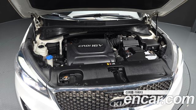 Kia Sorento Diesel 2.0 2WD Noblesse Special 2015 — фото 6