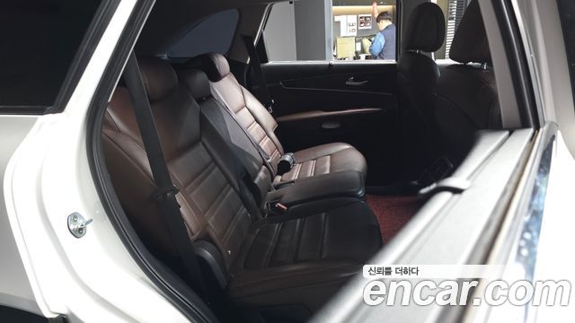 Kia Sorento Diesel 2.0 2WD Noblesse Special 2015 — фото 12