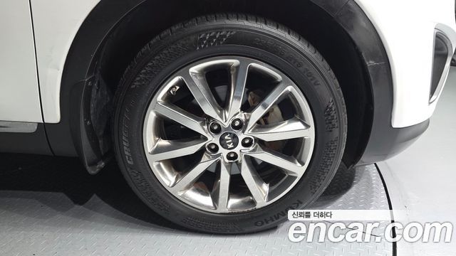 Kia Sorento Diesel 2.0 2WD Noblesse Special 2015 — фото 21