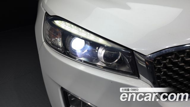 Kia Sorento Diesel 2.0 2WD Noblesse Special 2015 — фото 22