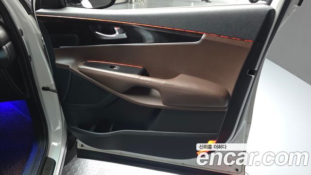 Kia Sorento Diesel 2.0 2WD Noblesse Special 2015 — фото 24