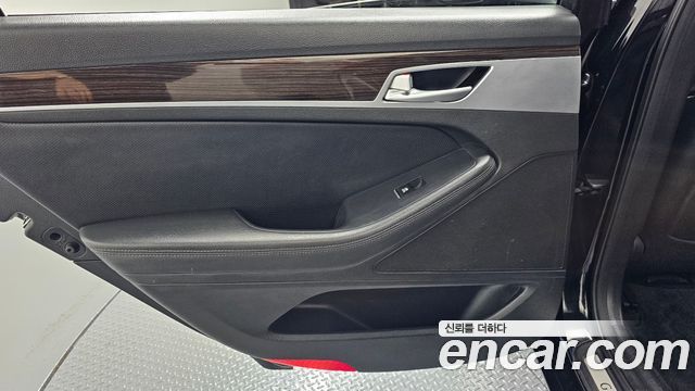 Genesis G80 3.3 GDI Luxury 2017 — фото 25