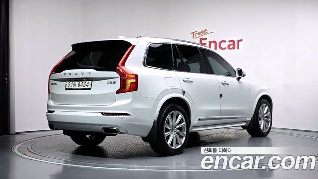 Volvo XC90 (II) D5 Inscription 2017 — фото 2