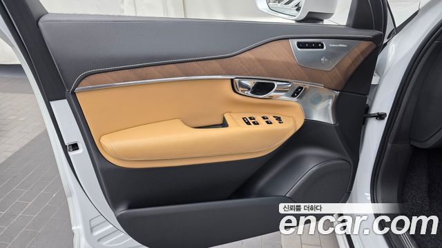 Volvo XC90 (II) D5 Inscription 2017 — фото 24