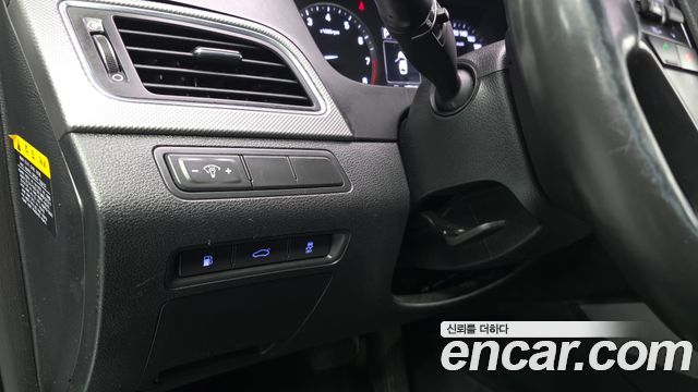 Hyundai Sonata (LF) LPI Premium 2017 — фото 18