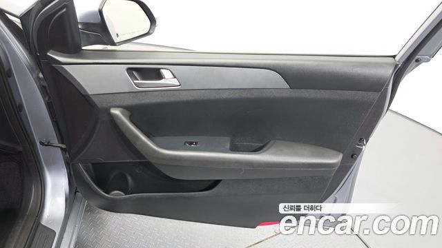 Hyundai Sonata (LF) LPI Premium 2017 — фото 24