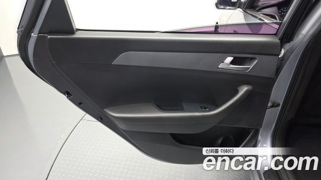 Hyundai Sonata (LF) LPI Premium 2017 — фото 25