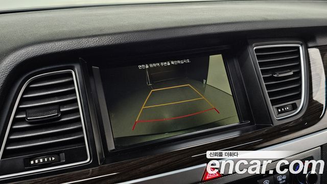 Genesis G80 3.3 GDI AWD Luxury 2018 — фото 16