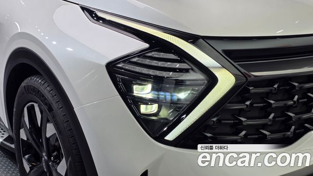 Kia Sportage (V) Gasoline 1.6 Turbo 2WD Signature Gravity 2022 — фото 28