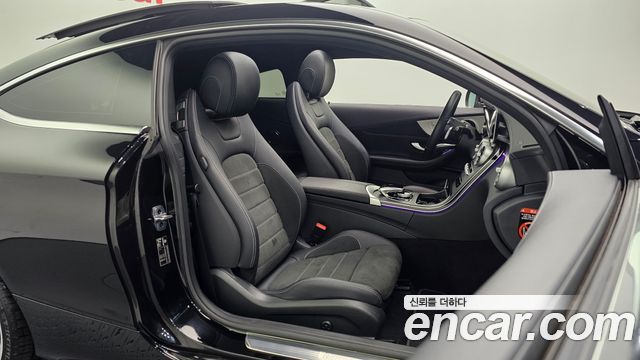 Mercedes-Benz C-Class (W205) C200 Coupe 2023 — фото 26