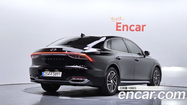 Hyundai Grandeur (IG) 2.5 Premium 2023 — фото 2