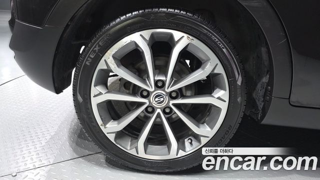 KG Mobility (SsangYong) Tivoli Armor LX 2WD 2018 — фото 5
