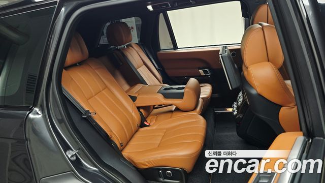 Land Rover Range Rover (IV) 5.0 SC AB LWB 2017 — фото 11