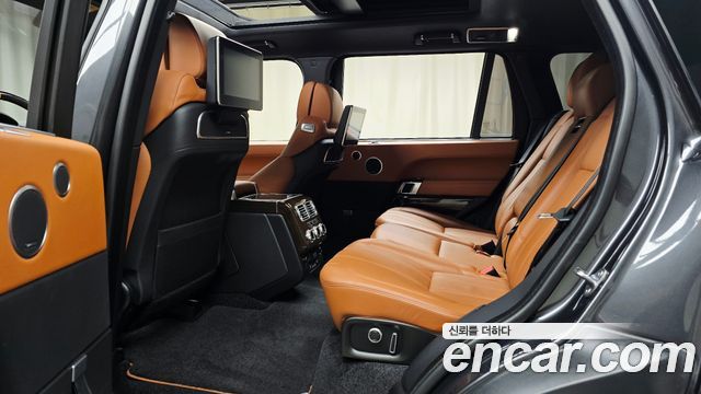 Land Rover Range Rover (IV) 5.0 SC AB LWB 2017 — фото 13