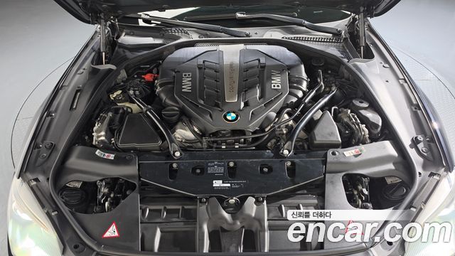 BMW 6 Series (F12) 650i Convertible 2013 — фото 6