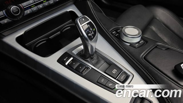 BMW 6 Series (F12) 650i Convertible 2013 — фото 9