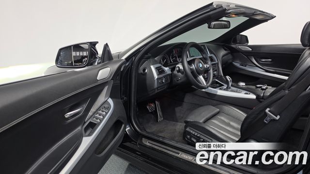 BMW 6 Series (F12) 650i Convertible 2013 — фото 10