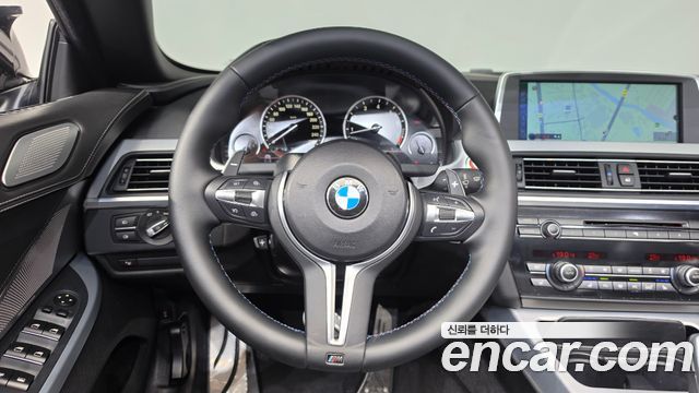 BMW 6 Series (F12) 650i Convertible 2013 — фото 16