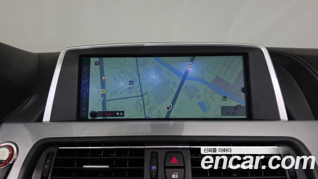 BMW 6 Series (F12) 650i Convertible 2013 — фото 17