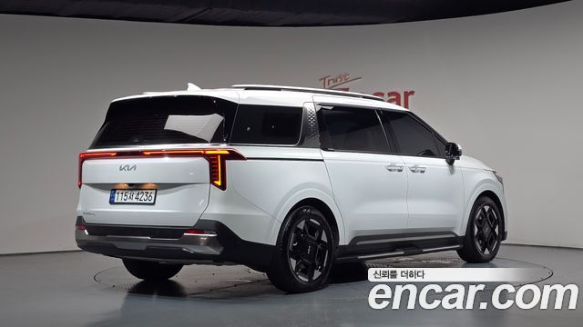 Kia Carnival (IV) Gasoline 7-Seater Signature 2025 — фото 2