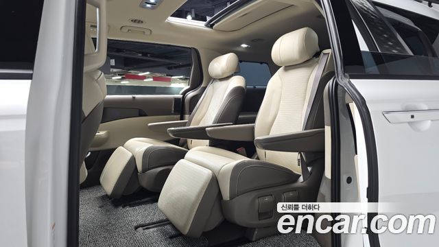 Kia Carnival (IV) Gasoline 7-Seater Signature 2025 — фото 11