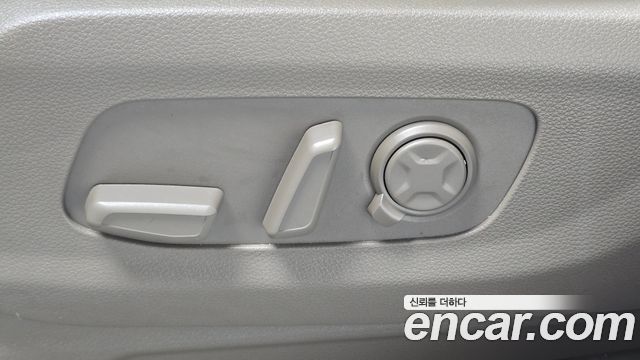 Kia Carnival (IV) Gasoline 7-Seater Signature 2025 — фото 31