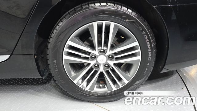 Hyundai Grandeur (HG) HG240 Modern 2014 — фото 21