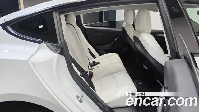 Tesla Model 3 Long Range AWD 2022 — фото 15