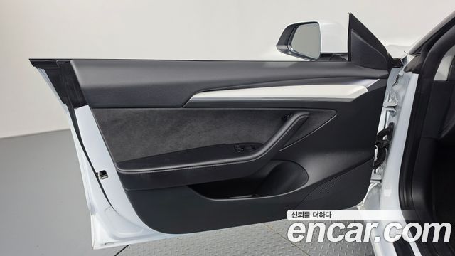 Tesla Model 3 Long Range AWD 2022 — фото 30