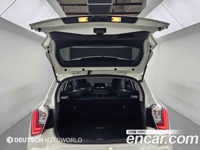 KG Mobility (SsangYong) Very New Tivoli Gasoline 1.5 2WD V5 2020 — фото 23