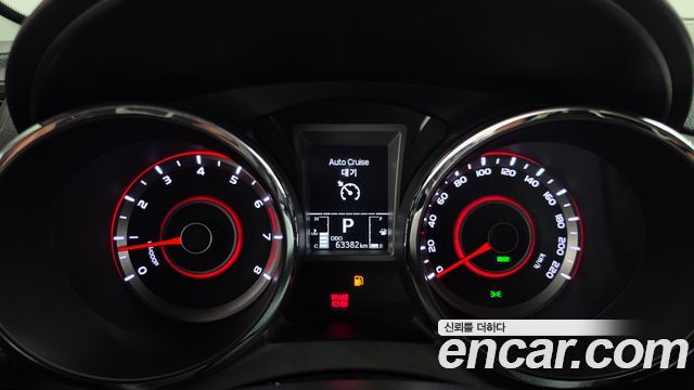 KG Mobility (SsangYong) Tivoli LX 2WD HI-DLX 2016 — фото 8