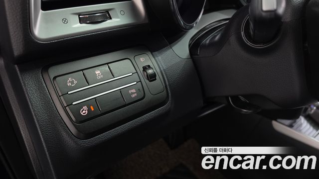 KG Mobility (SsangYong) Tivoli LX 2WD HI-DLX 2016 — фото 17