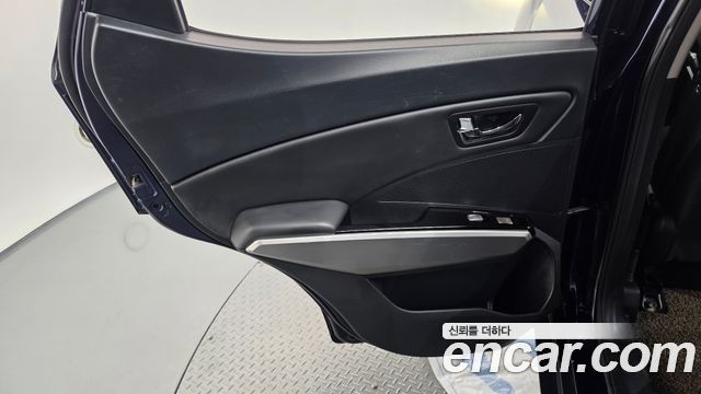 KG Mobility (SsangYong) Tivoli LX 2WD HI-DLX 2016 — фото 25