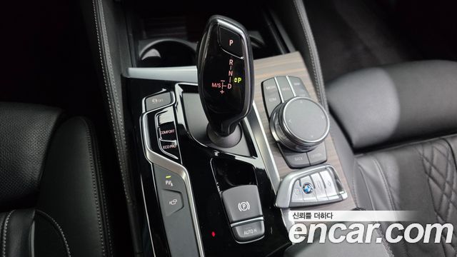 BMW 5 Series (G30) 530i M Sport Package Plus 2017 — фото 9