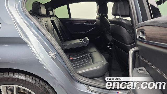BMW 5 Series (G30) 530i M Sport Package Plus 2017 — фото 12