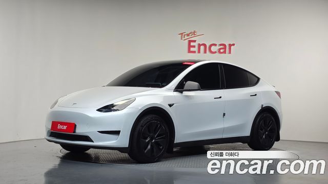 Tesla Model Y RWD 2024 — фото 11