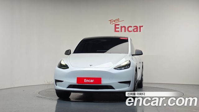 Tesla Model Y RWD 2024 — фото 3