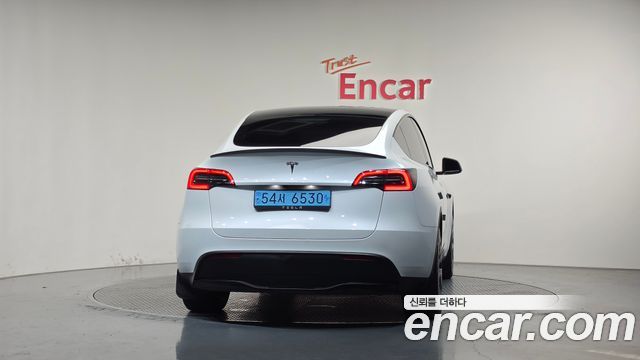 Tesla Model Y RWD 2024 — фото 4