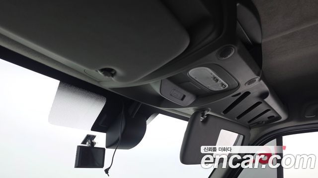 Renault Korea Master 2.3 Van S 2021 — фото 18
