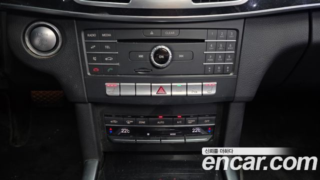 Mercedes-Benz E-Class (W212) E220 Bluetec Avantgarde 2016 — фото 15