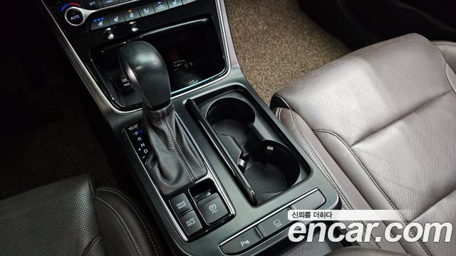Hyundai Grandeur (IG) 3.0 LPi Modern (Rental Car) 2019 — фото 9