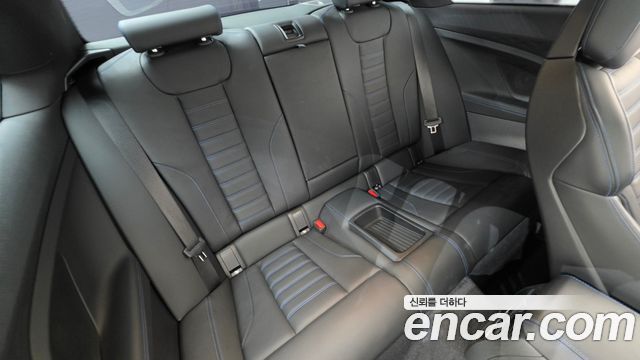 BMW 2 Series (G42) M240i xDrive Coupe 2023 — фото 11