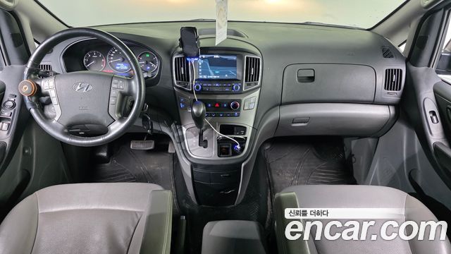 Hyundai Grand Starex Van 5-Seater Modern 2019 — фото 7